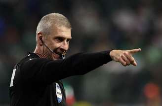 CBF defende profissionalização da arbitragem no futebol brasileiro –