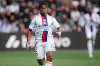 Endrick durante treinamento do Lyon –