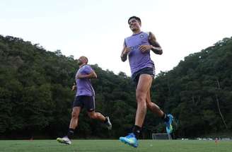 Joaquín Correa e Marçal já participam dos treinos do Botafogo, no CT Lonier –