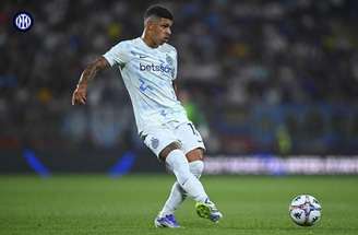 Luis Henrique em jogo diante do Napoli –