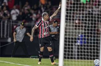 Luciano admite surpresa com público baixo para São Paulo x O’Higgins –