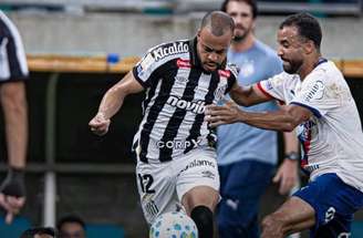 Rollheiser fez dois gols no duelo contra o Bahia –
