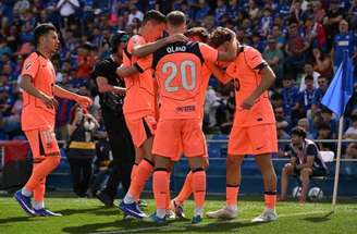 Barcelona vence o Getafe e encaminha título – Denis Doyle/Getty Images