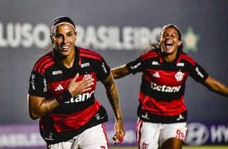 Flamengo passa sem dificuldades pelo Vitória –