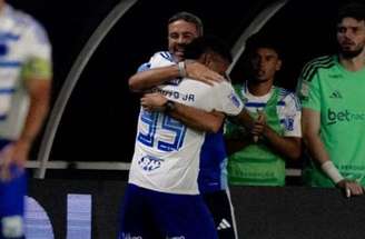 Cruzeiro vence a terceira seguida e embala no Brasileirão  –