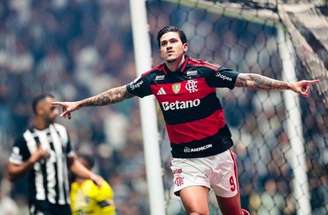 Plata marca o segundo gol do Flamengo e deixa a torcida do Galo atônita na Arena MRV. Gilvan de Souza/Flamengo