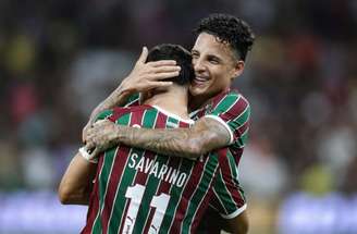 Fluminense enfileira chances perdidas, se complica, mas despacha a Chape no Maraca 