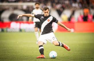 Lucas Piton tenta ganhar sequência no Vasco –