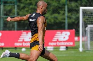 Roger Machado deve ter o reforço de Lucas Moura nas próximas partidas –