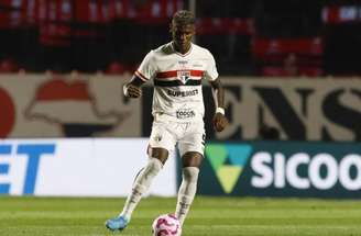 Arboleda ainda não voltou ao Brasil para rescindir com o São Paulo –