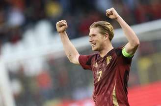 De Bruyne em campo pela Bélgica – Divulgação / RBFA