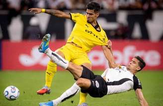 Corinthians cresceu sob o comando de Fernando Diniz –