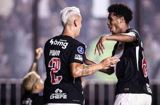 Jovem Ramon Rique foi um dos destaques do Vasco na vitória sobre o Olímpia –