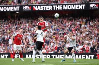 Momento do segundo gol marcado por Viktor Gyoekeres na vitória do Arsenal sobre o Fulham –