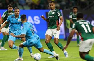 Rollheiser e Gabigol celebram o gol do Santos. Zoação ao técnico palmeirense Abel Ferreira.