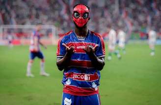 Jogadores do Fortaleza fazem dancinha no Castelão –