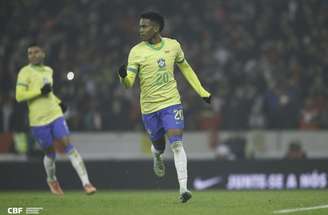 Estêvão corre contra o tempo e usa dependências do Palmeiras –