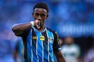 Grêmio consegue a liderança após a vitória sobre o Riestra, pela Sul-Americana –