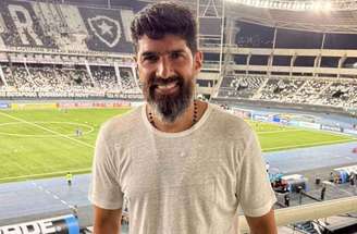 Loco Abreu fez história no Botafogo –
