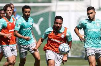 Vitor Roque inicia período de recuperação no Palmeiras –