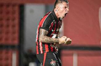 Vitória e Ceará mediram forças pelas quartas de final da Copa do Nordeste. Melhor para o Leão –