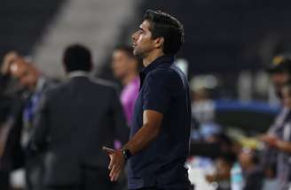 Abel Ferreira mostrou o dedo do meio no jogo com o Sporting Cristal  –
