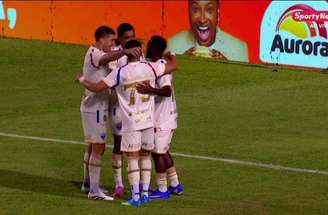 Miritello finaliza para anotar o segundo gol na classificação do Fortaleza  –