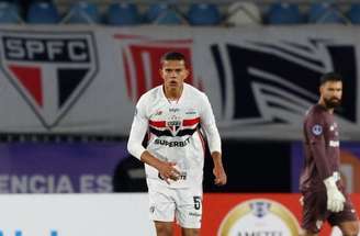 Djhordney fez seu terceiro jogo com os profissionais do São Paulo –