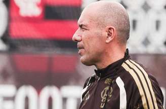 Flamengo terá novidades para enfrentar o Grêmio –
