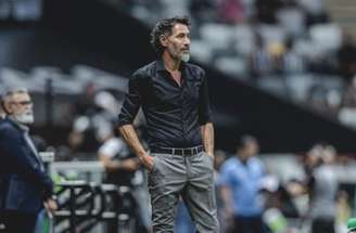 Eduardo Domínguez está pressionado no Atlético –