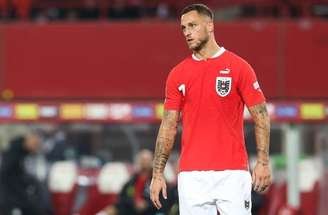 Marko Arnautovic em campo pela seleção da Áustria (Photo by JOHN MACDOUGALL / AFP)