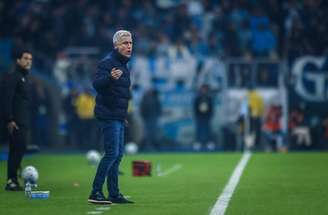 Grêmio perde em casa para o Flamengo e cai para o Z4. Mas sua diferença para o 7º é de apenas três pontos
