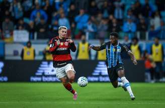 Amuzu ficará no Brasil à disposição do Grêmio –