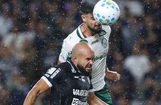 Árbitro anulou o gol por toque de mão de Flaco López –