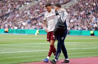 Ben White deixou o gramado na vitória sobre o West Ham –