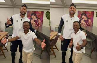 Ferrari e motos de Neymar em sua casa –