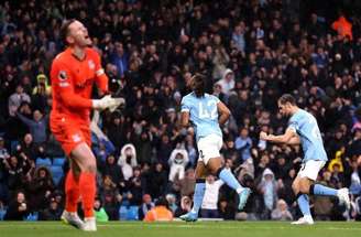 City segue na cola do Arsenal pelo título da Premier Legue –