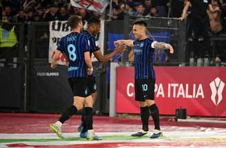 Momento do primeiro gol marcado pela Inter na vitória sobre a Lazio –