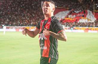 Guerreiro, Vitória consegue “remontada” para cima do Flamengo –