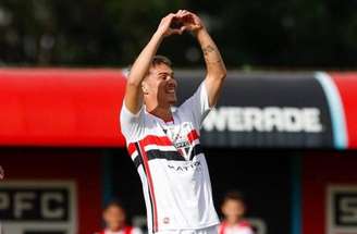 São Paulo marcou dois gols nos primeiros minutos de jogo –