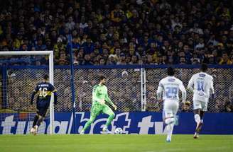Cruzeiro busca empate com Boca Juniors –