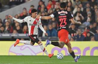 Tento contra o River foi o primeiro do defensor com a camisa do Massa Bruta –