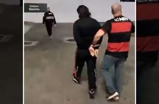 Policiais se disfarçam de torcedores e prendem um dos líderes do CV –