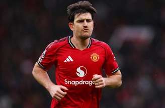 Harry Maguire em campo pelo Manchester United (Photo by Mike Owen/Getty Images)