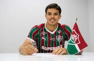 Fluminense anuncia renovação com Fidelis até 2031 –