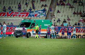 Jogadores do Fortaleza festejam gol diante do Londrina –