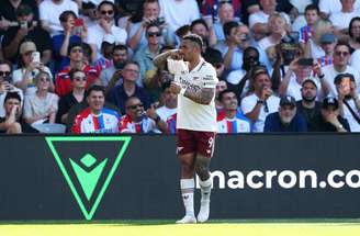 Gabriel Jesus abriu o placar para o Arsenal –