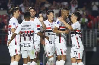 São Paulo vence Boston River, no Morumbis –