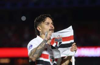 Artur faz diferença em vitória do São Paulo –