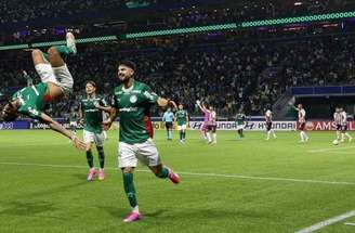 Allan fez um dos gols do Verdão neste 4 a 1 sobre o Junior, resultado que garante o Palmeiras nas oitavas.